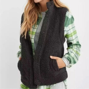 New Aerie Cloud Sherpa Vest Flannel Lined Grey